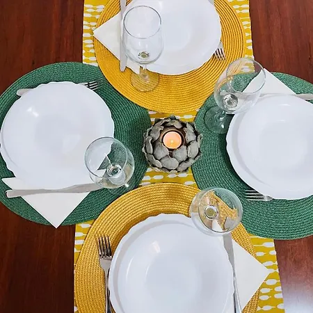 Cozy 2-bedroom Serviced With Netflix Appartamento Sagunto