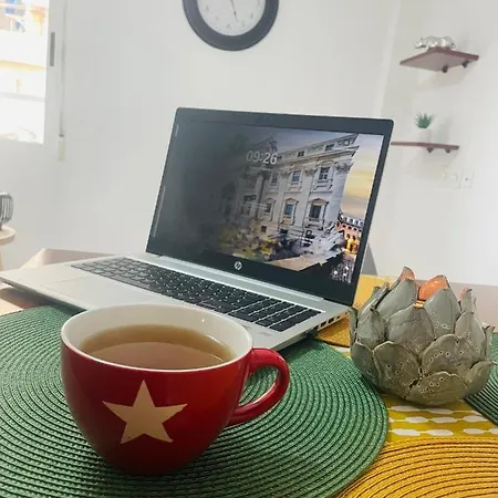 Appartamento Cozy 2-bedroom Serviced With Netflix Sagunto