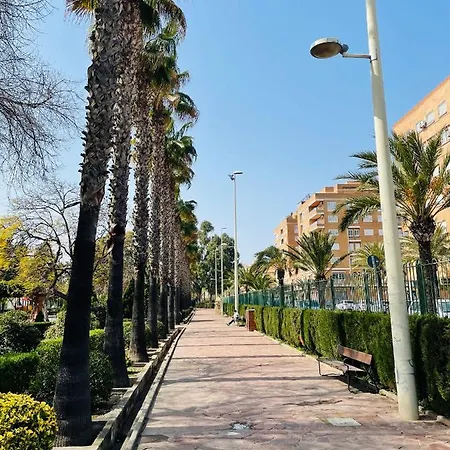 Cozy 2-bedroom Serviced With Netflix Puerto de Sagunto