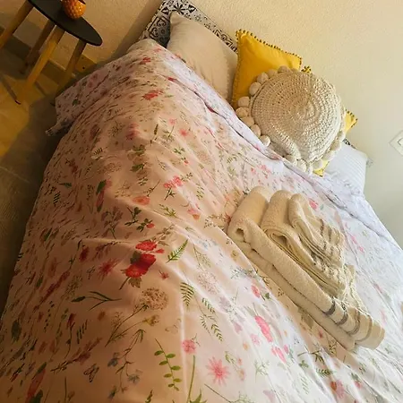 Cozy 2-bedroom Serviced With Netflix Apartment Puerto de Sagunto
